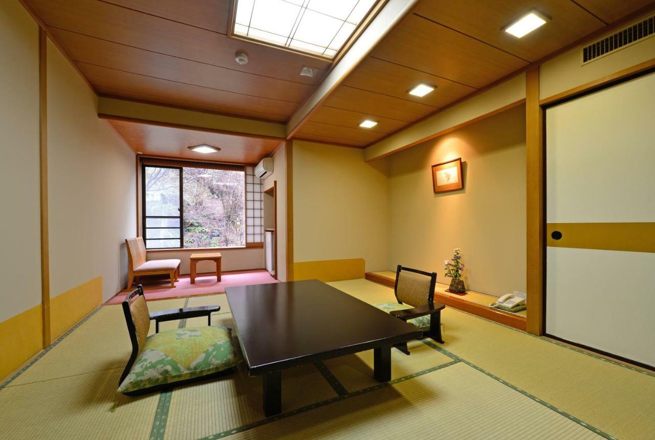 קוסאטסו Osakaya Ryokan מראה חיצוני תמונה