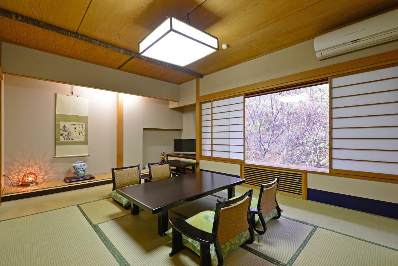 קוסאטסו Osakaya Ryokan מראה חיצוני תמונה